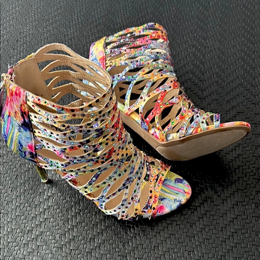 🌈 Zigi soho rainbow Women's Heels 🌈